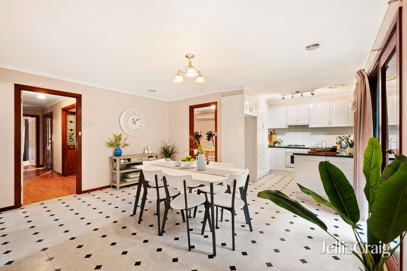 115 York Road, Mount Evelyn image 6