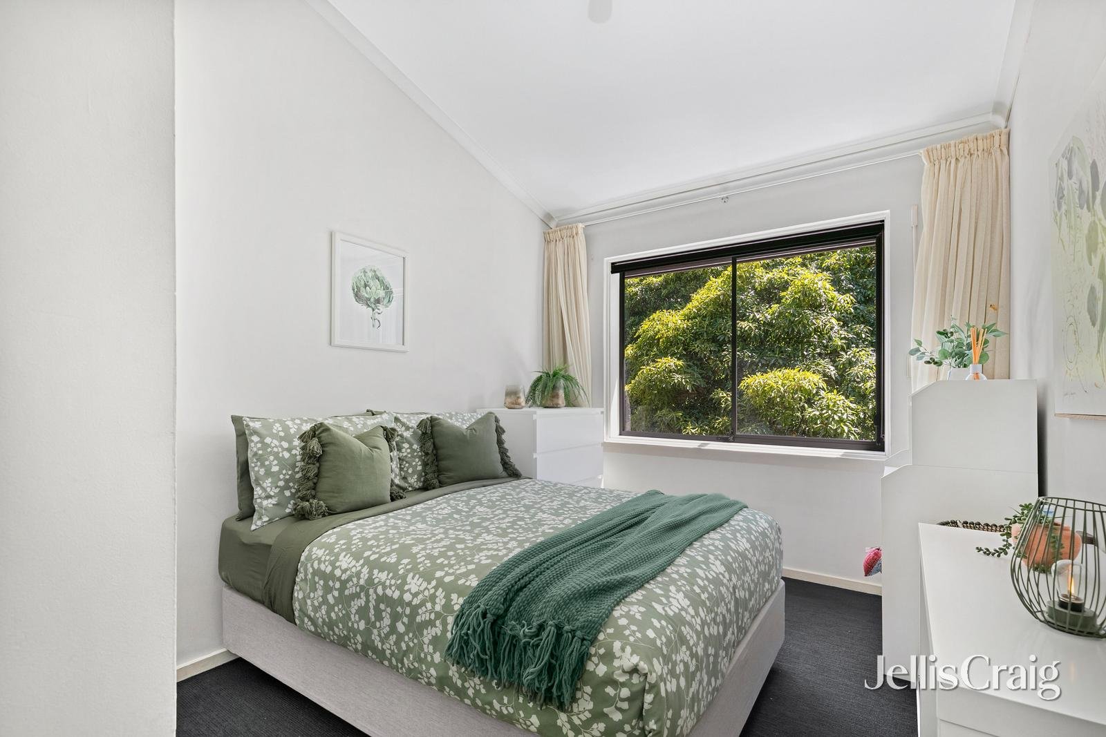 1/150 Hyde Street, Yarraville image 6