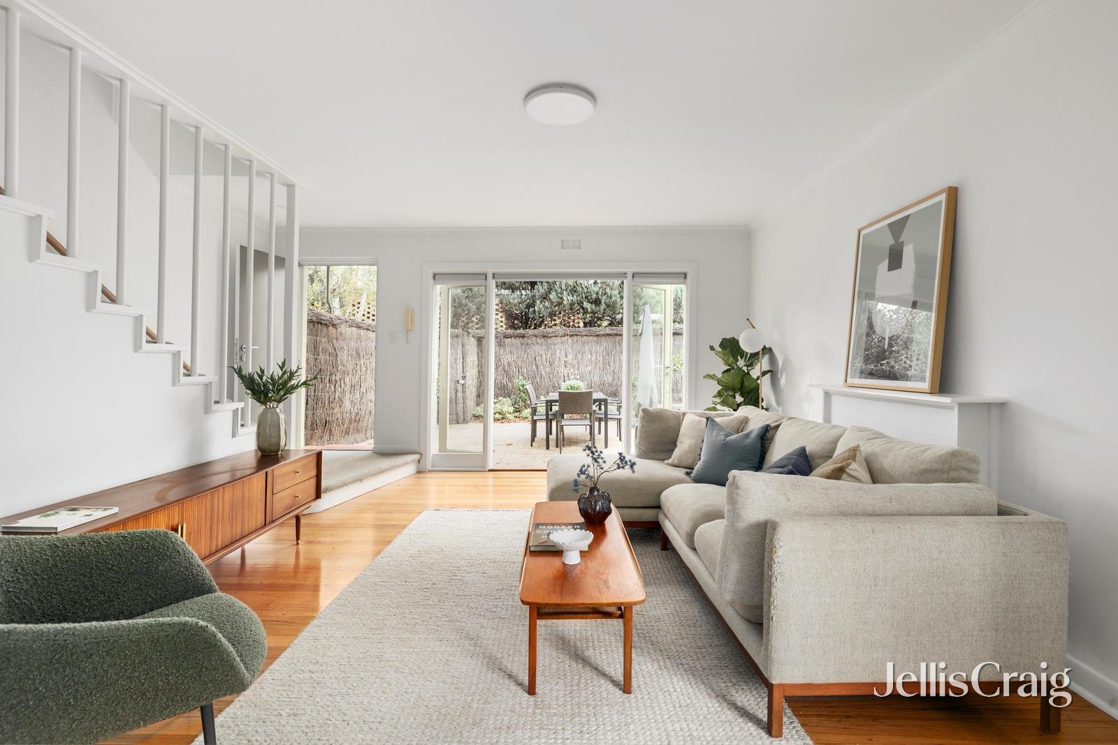 1/152 Power Street, Hawthorn image 2
