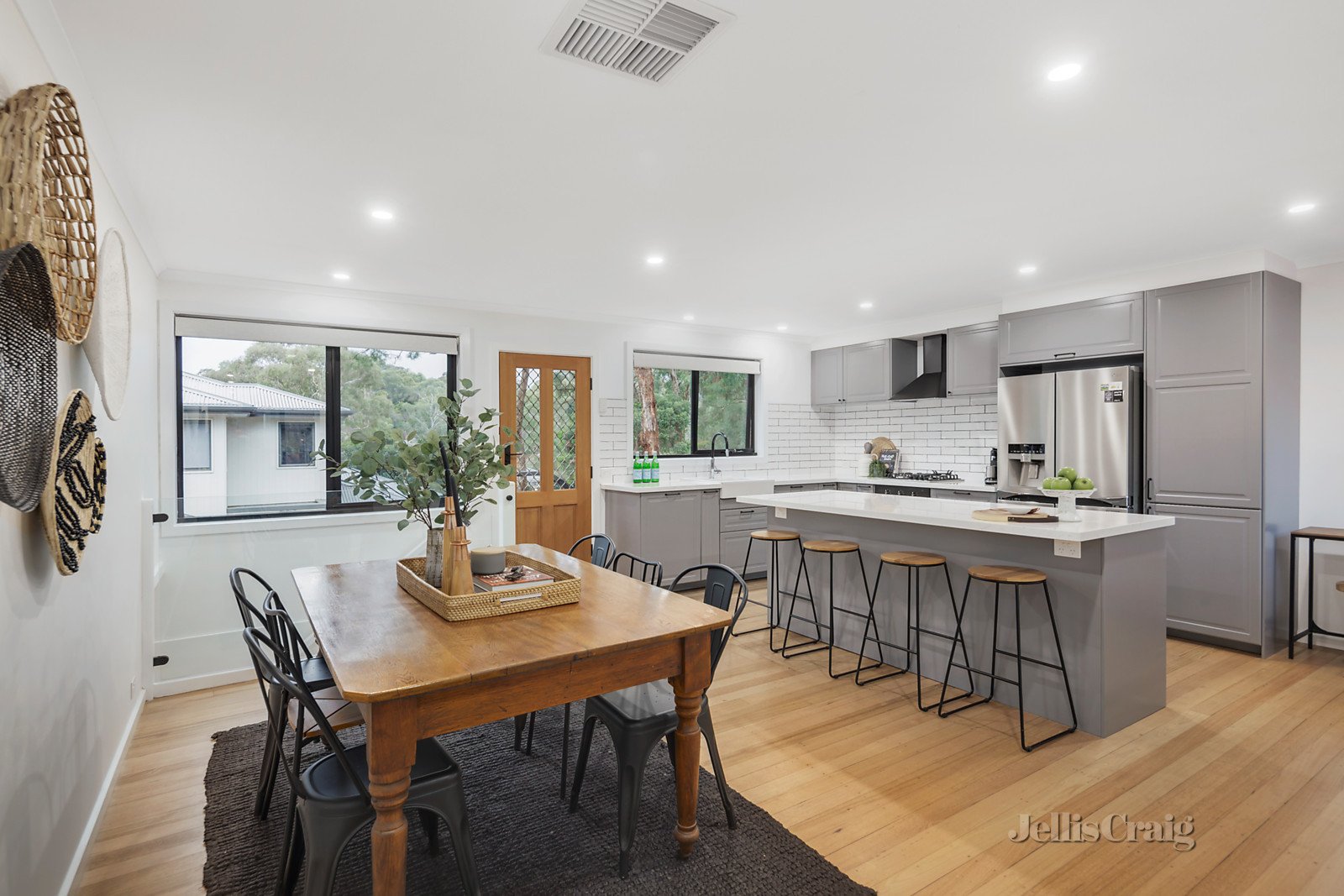 1/155 Rattray Road, Montmorency image 2