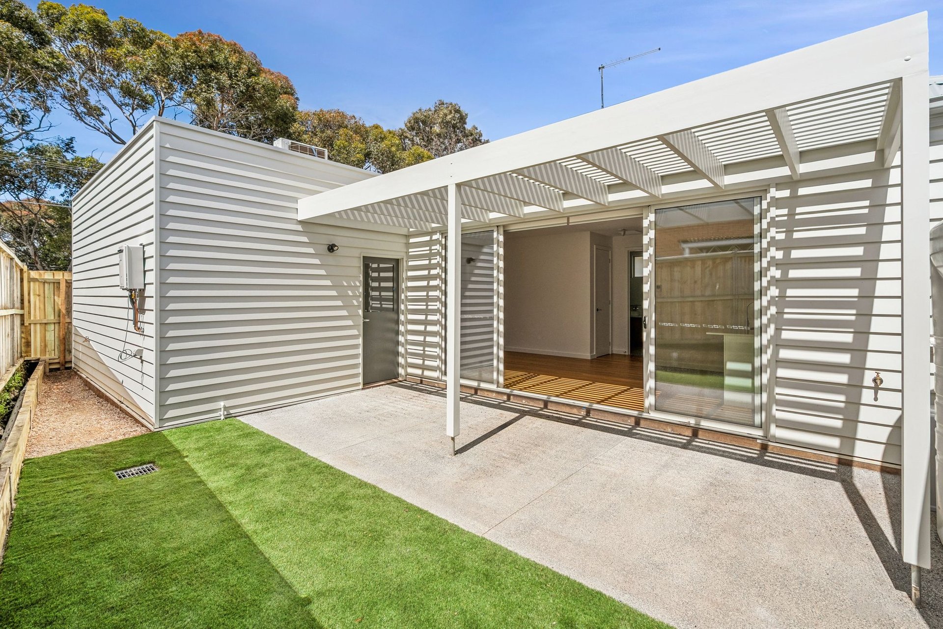 1/156 Ballarat Road, Hamlyn Heights image 6