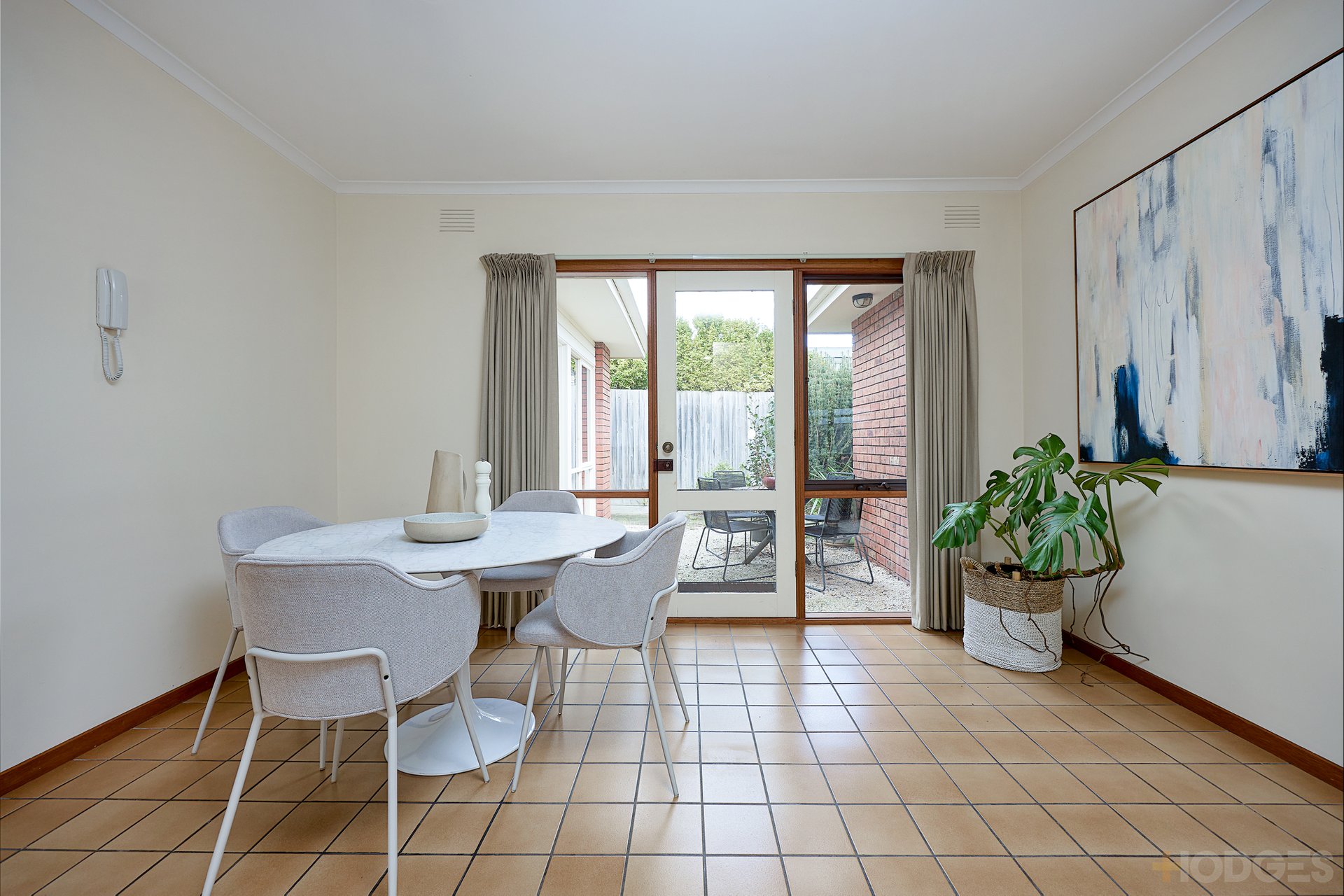 Unit 1 / 157 Bluff Road Black Rock