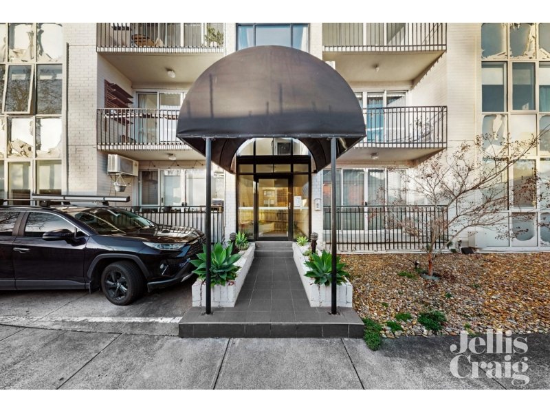 11/578 Glenferrie Road, Hawthorn image 1