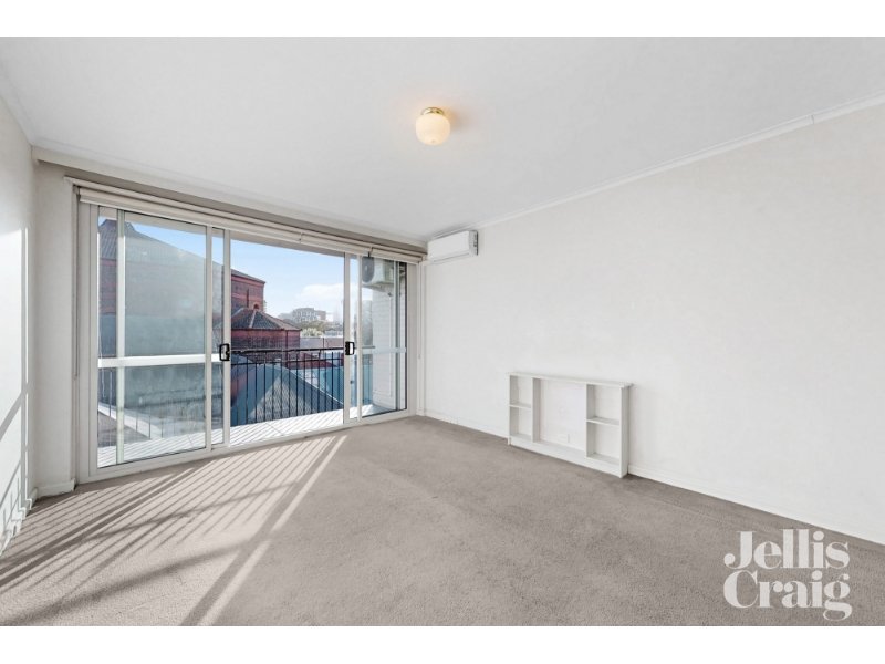 11/578 Glenferrie Road, Hawthorn image 2