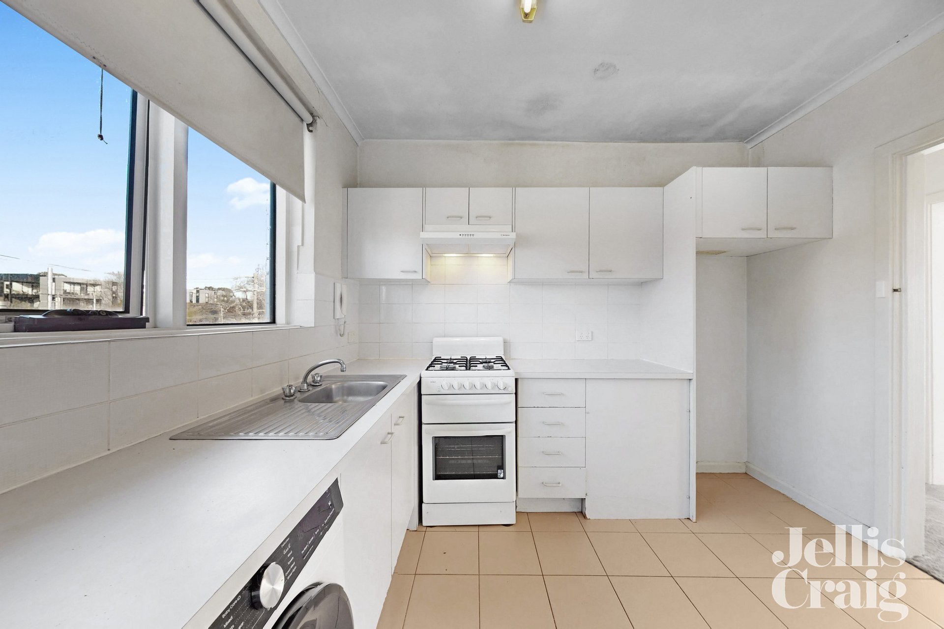 11/578 Glenferrie Road, Hawthorn image 3