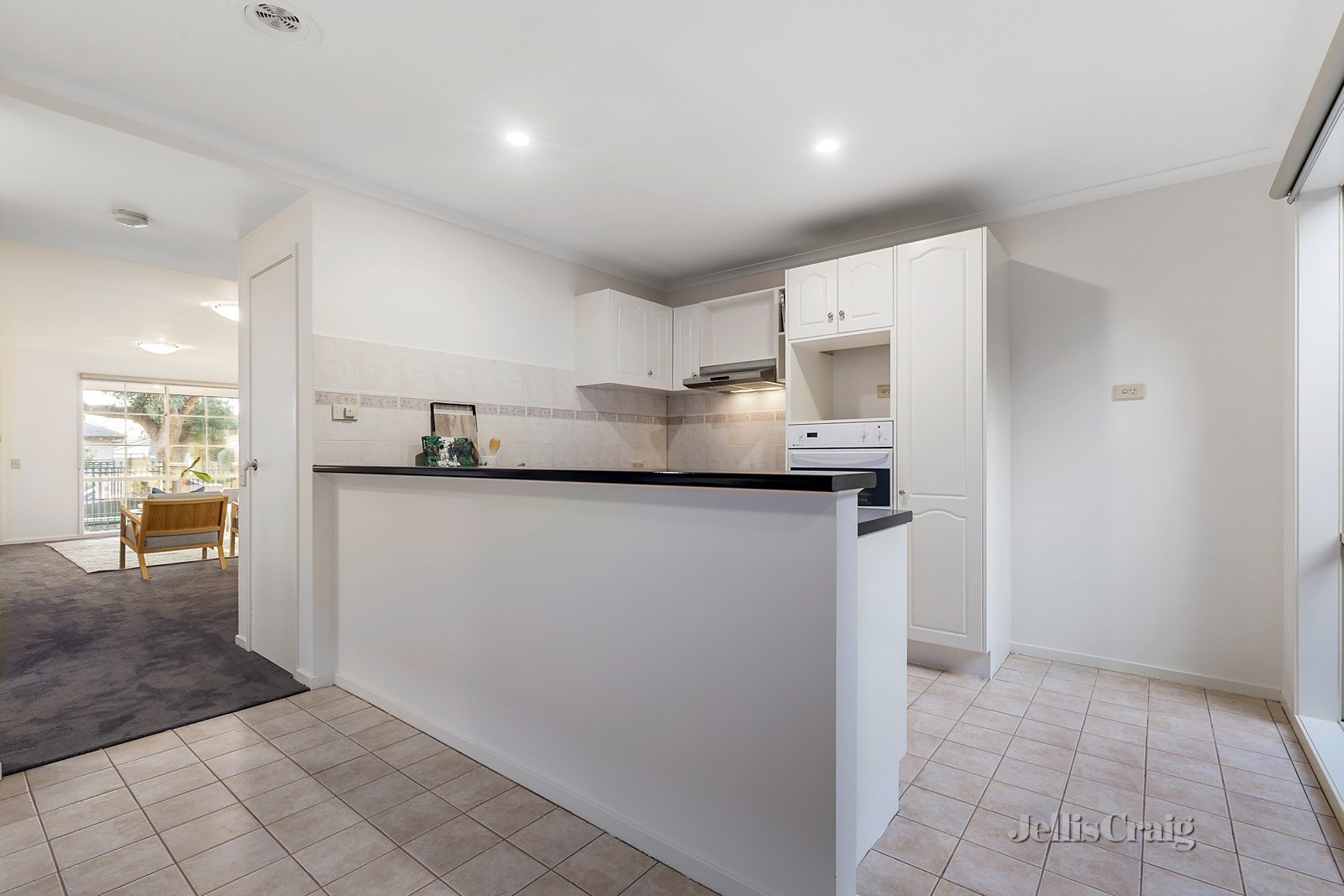 1/158 Bambra Road, Caulfield image 4