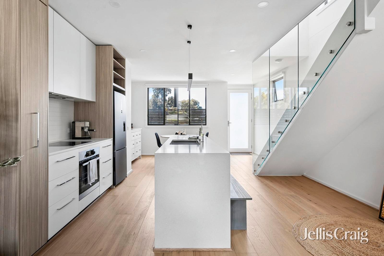 1/158 Pigdons Road, Highton image 3