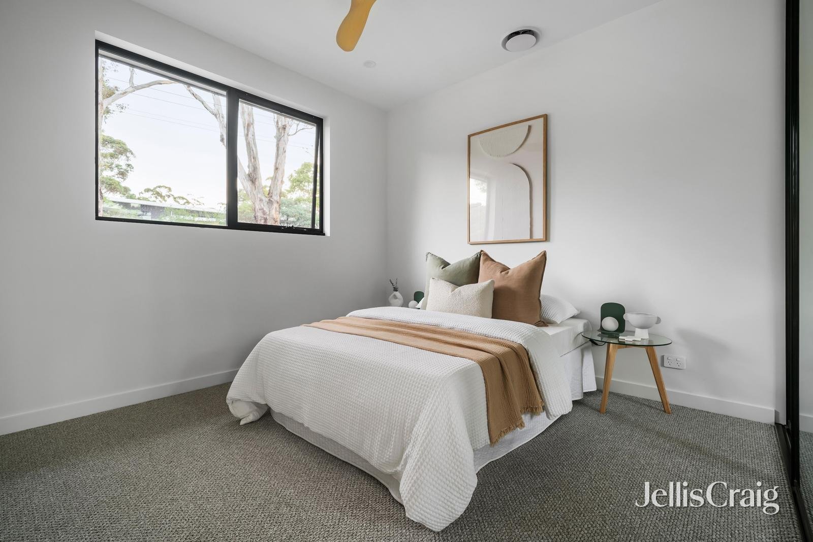 1/1581 Main Road, Research image 14