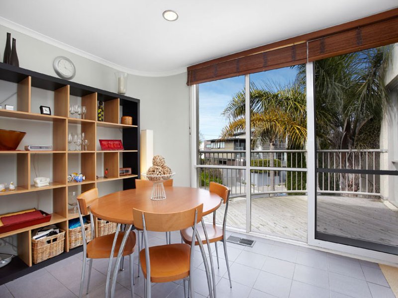 11/59-61 Ormond Esplanade, Elwood image 5
