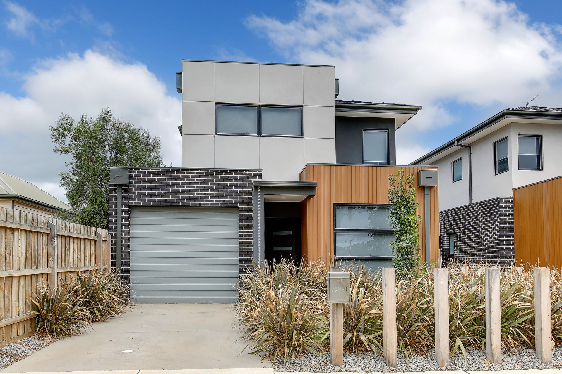 1 / 159 Greaves Street North Werribee