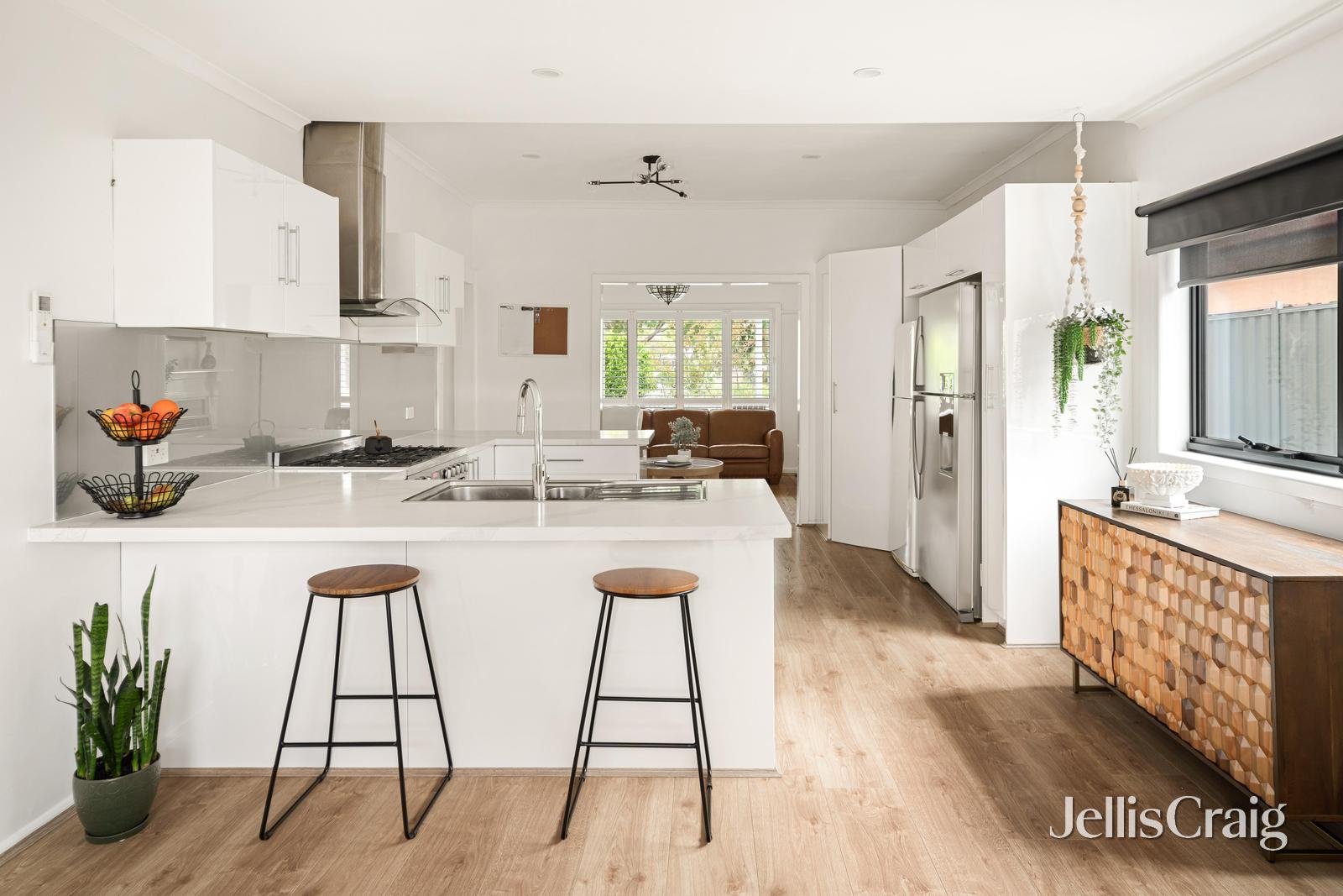 1/159 Warren Road, Parkdale image 3