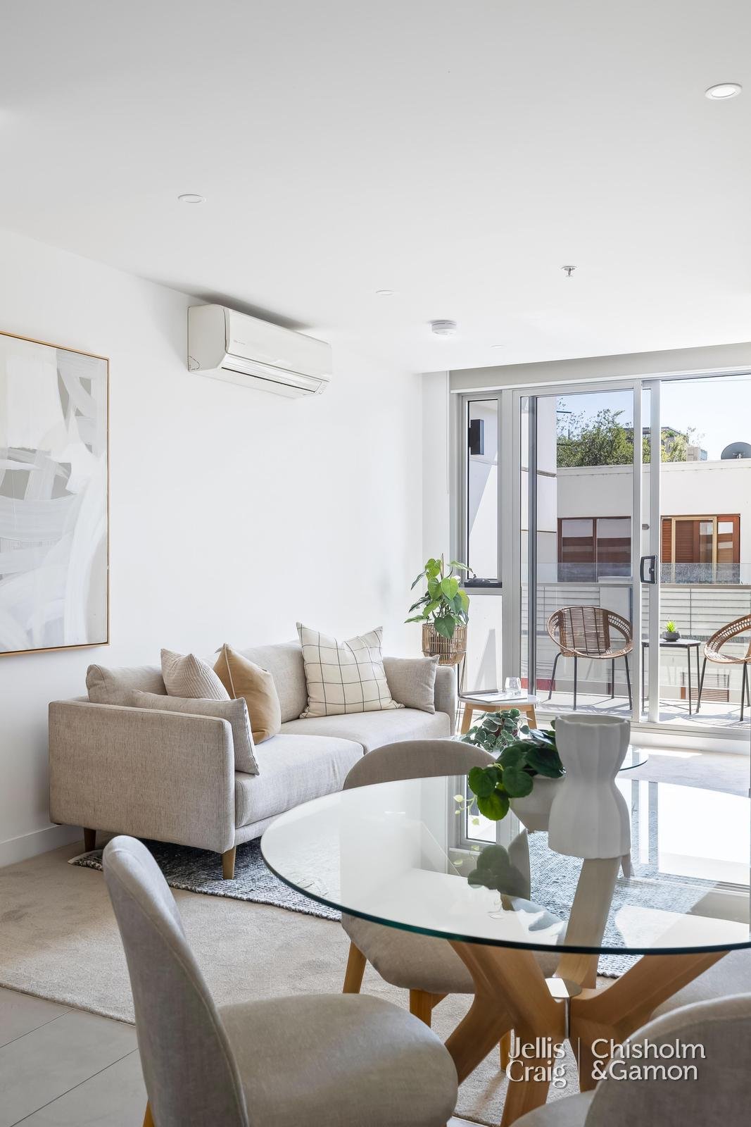 115/99 Dow Street, Port Melbourne image 3
