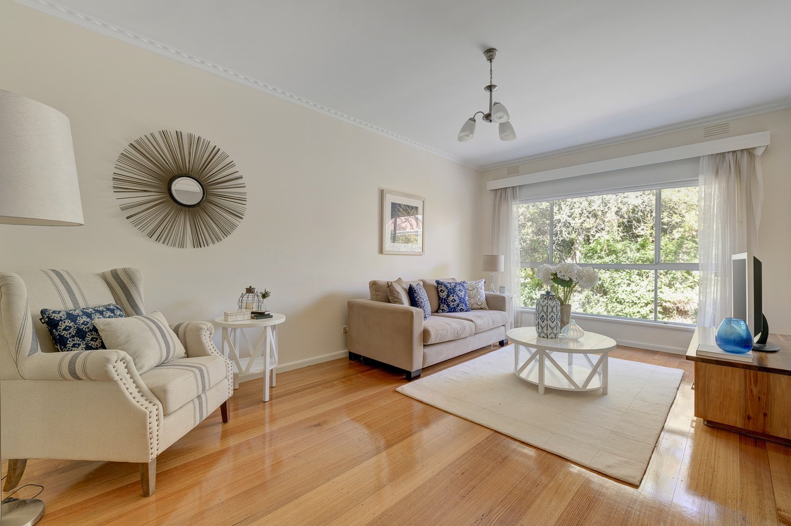 1/15a Kintore Street, Camberwell image 2