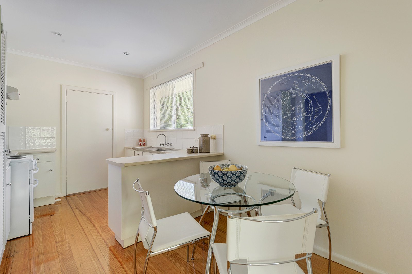 1/15a Kintore Street, Camberwell image 4