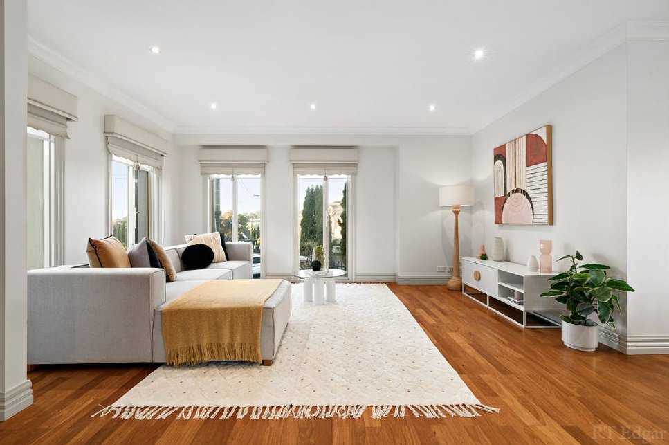 Property Gallery Thumbnail 2