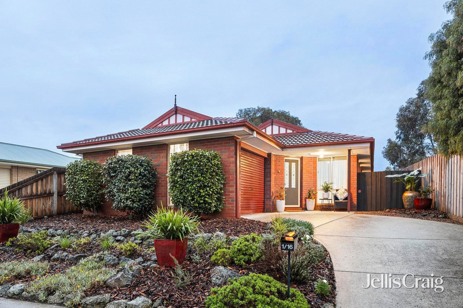 1/16 Bickford Road, Grovedale image 1