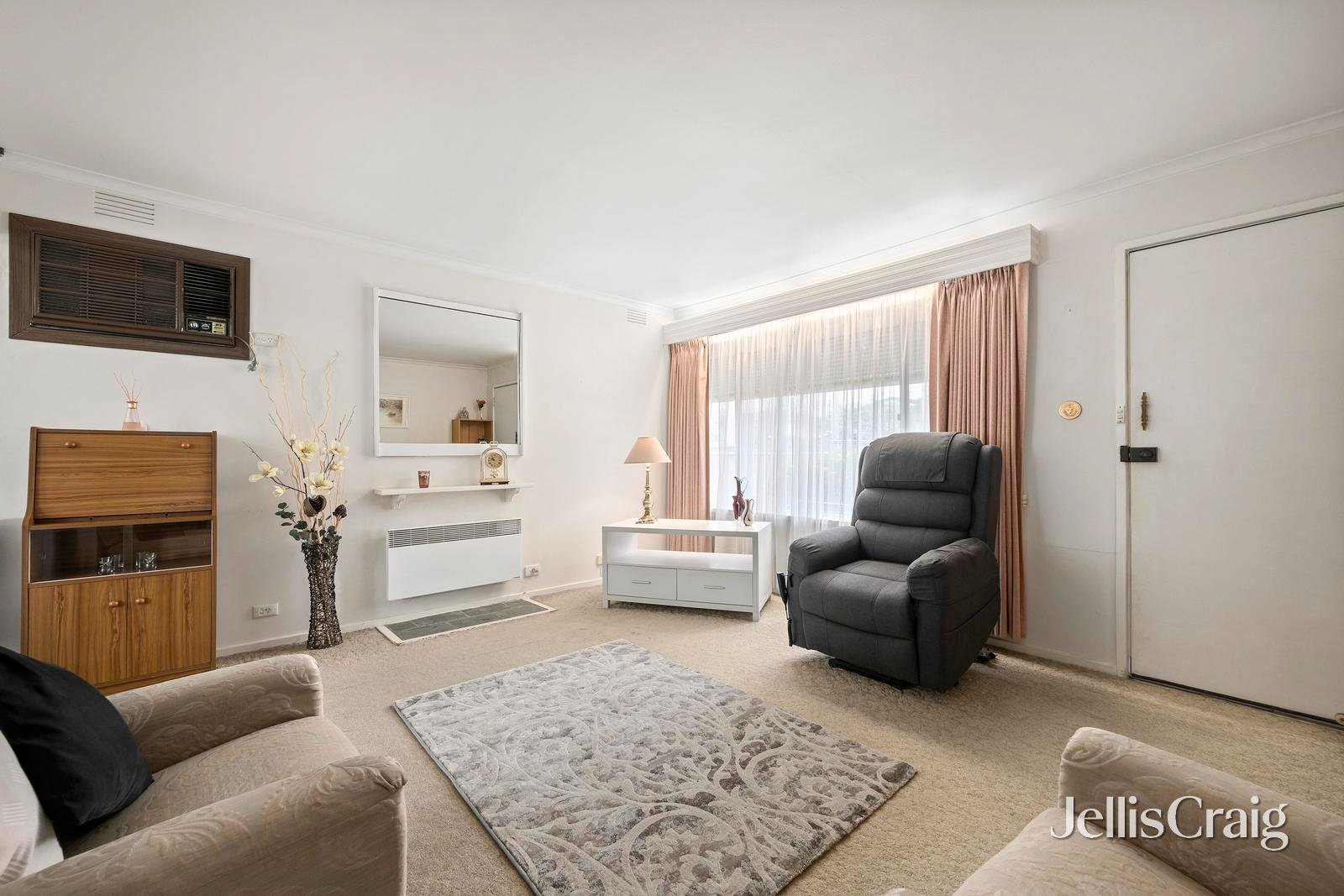 116 Blackburn Road, Glen&nbsp;Waverley image 2