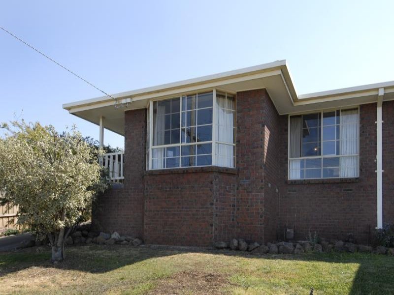 1/16 Devon Street, Hamlyn Heights image 2
