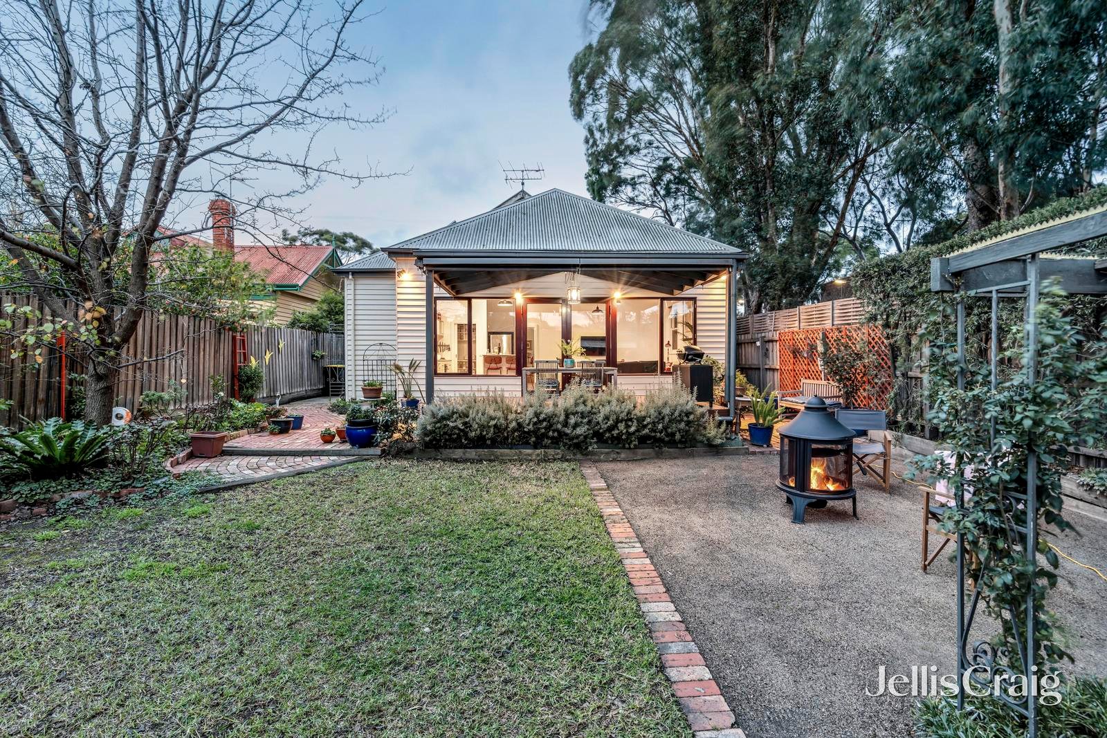 116 Edward Street, Brunswick image 8