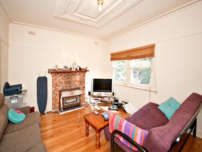 116 Elgar Road, Box Hill South image 2