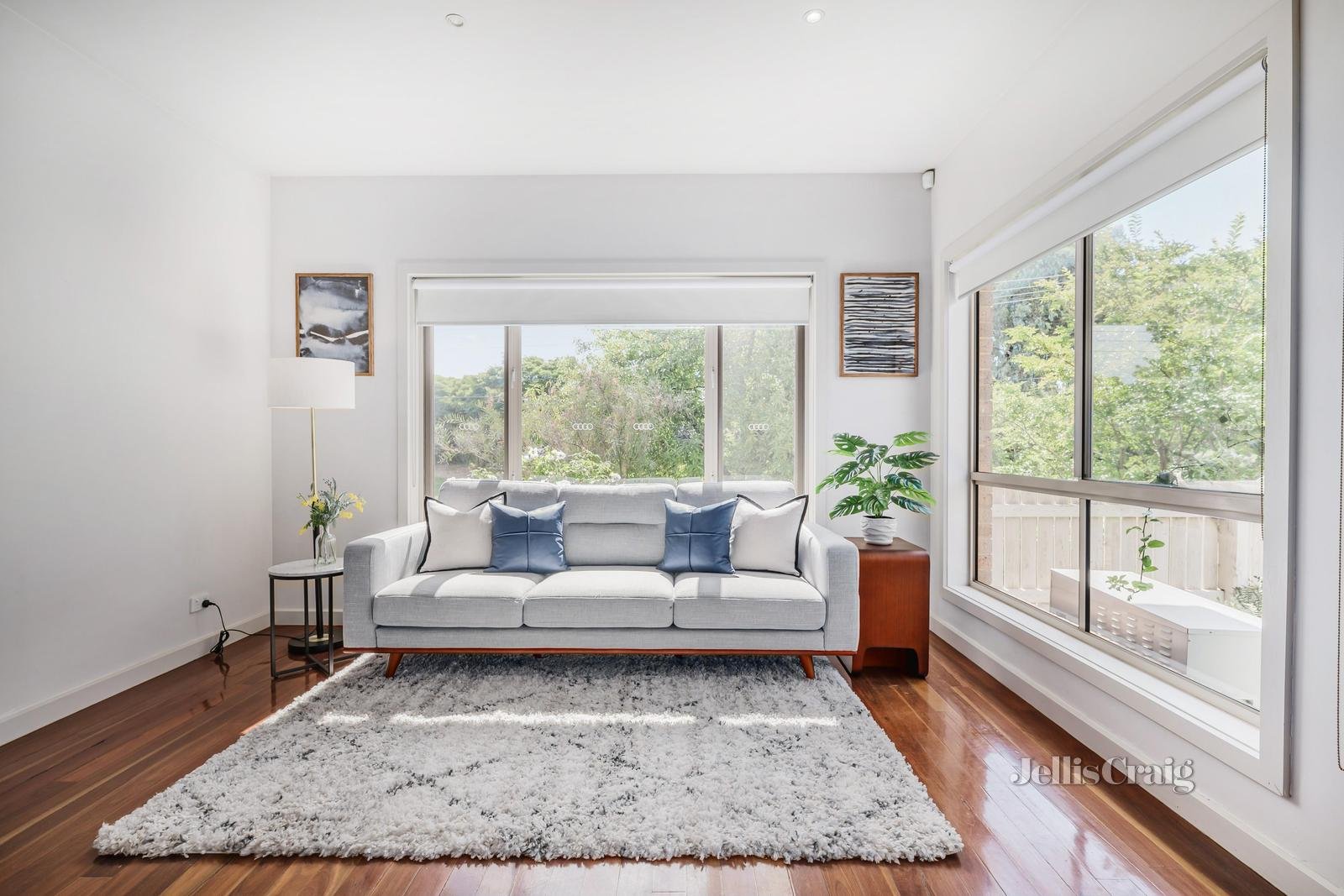 1/16 Elm Grove, Mount Waverley image 2