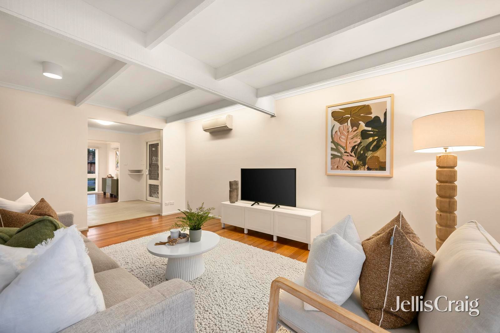 116 Esther Crescent, Mooroolbark image 3