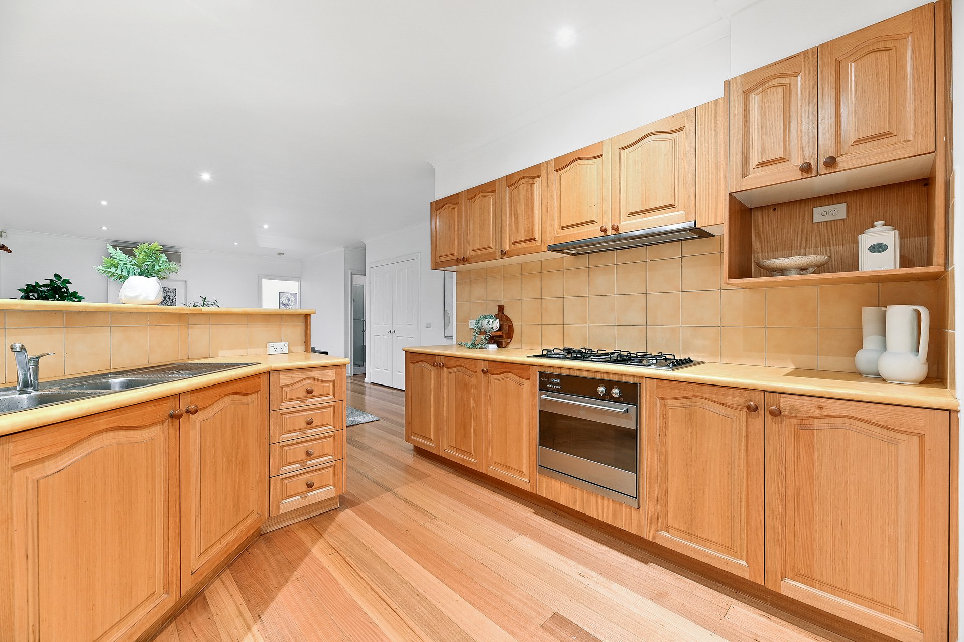 1/16 Evan Street, Box Hill North image 7