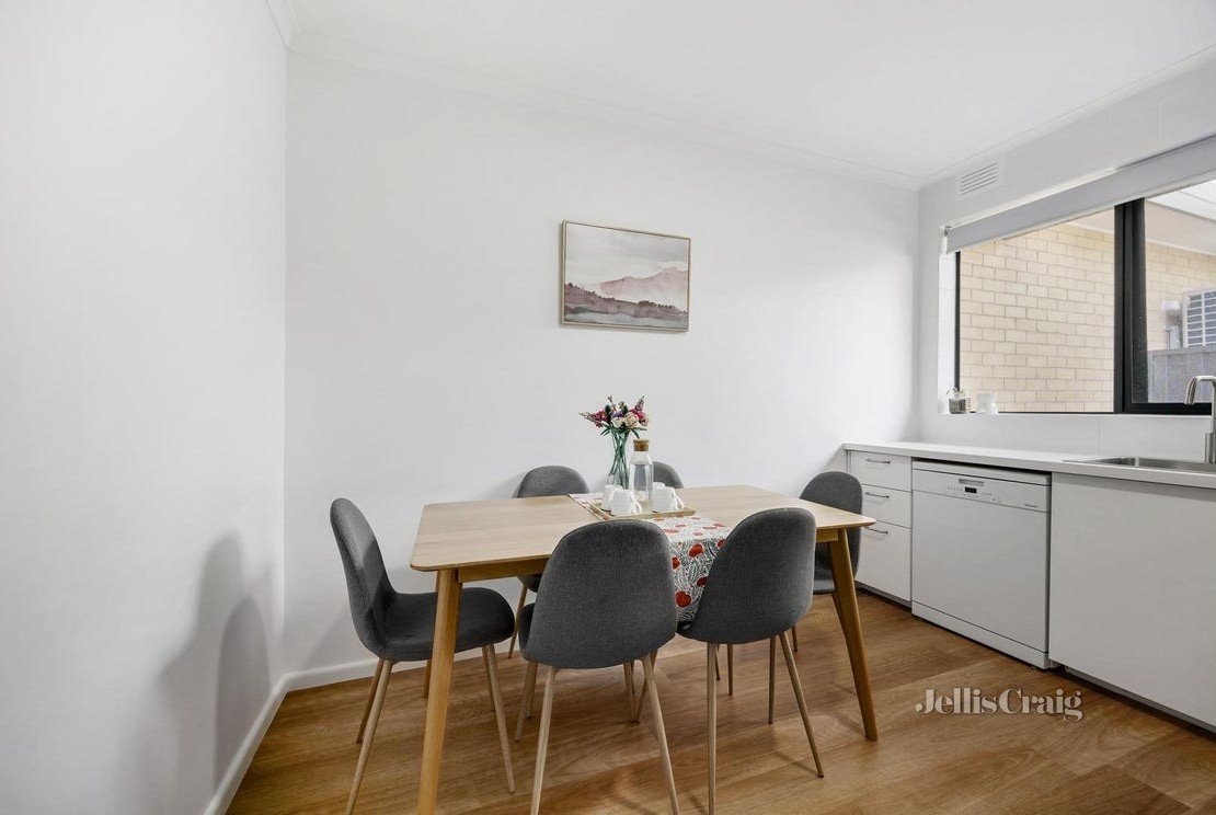 1/16 Kauri Grove, Glen&nbsp;Waverley image 3