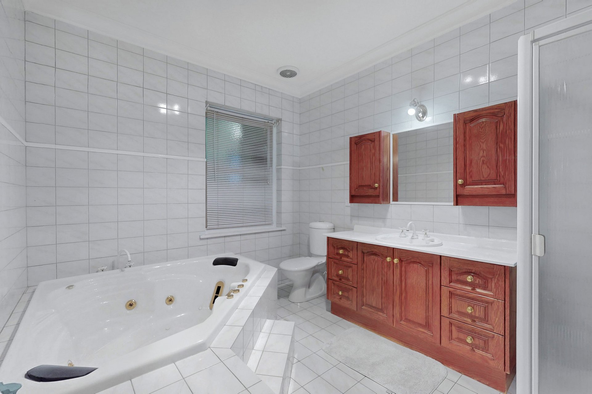 1 / 16 Lisson Grove  HAWTHORN