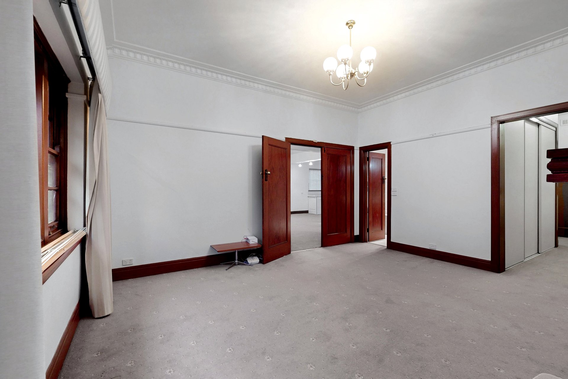 1 / 16 Lisson Grove  HAWTHORN