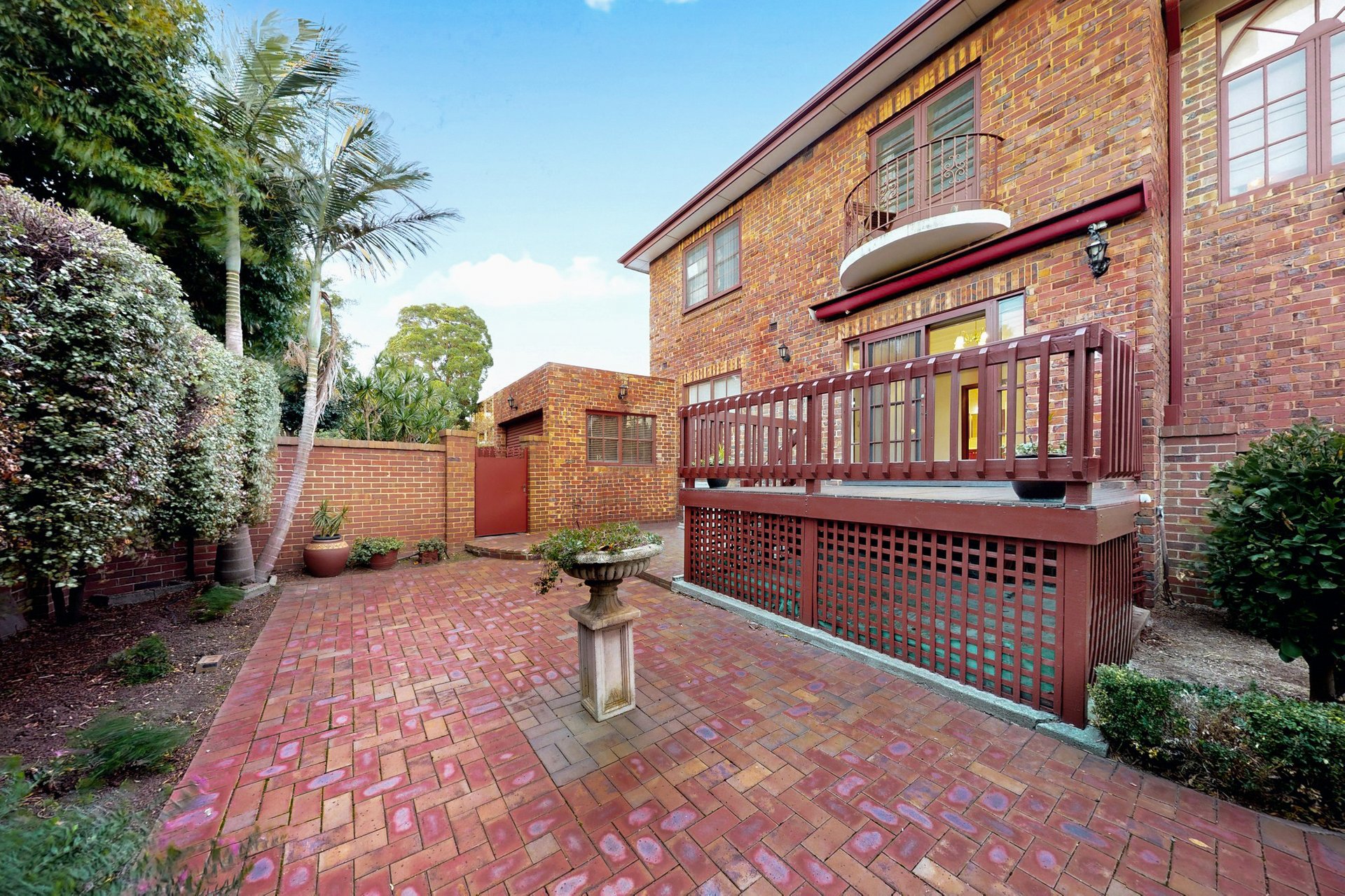 1 / 16 Lisson Grove  HAWTHORN