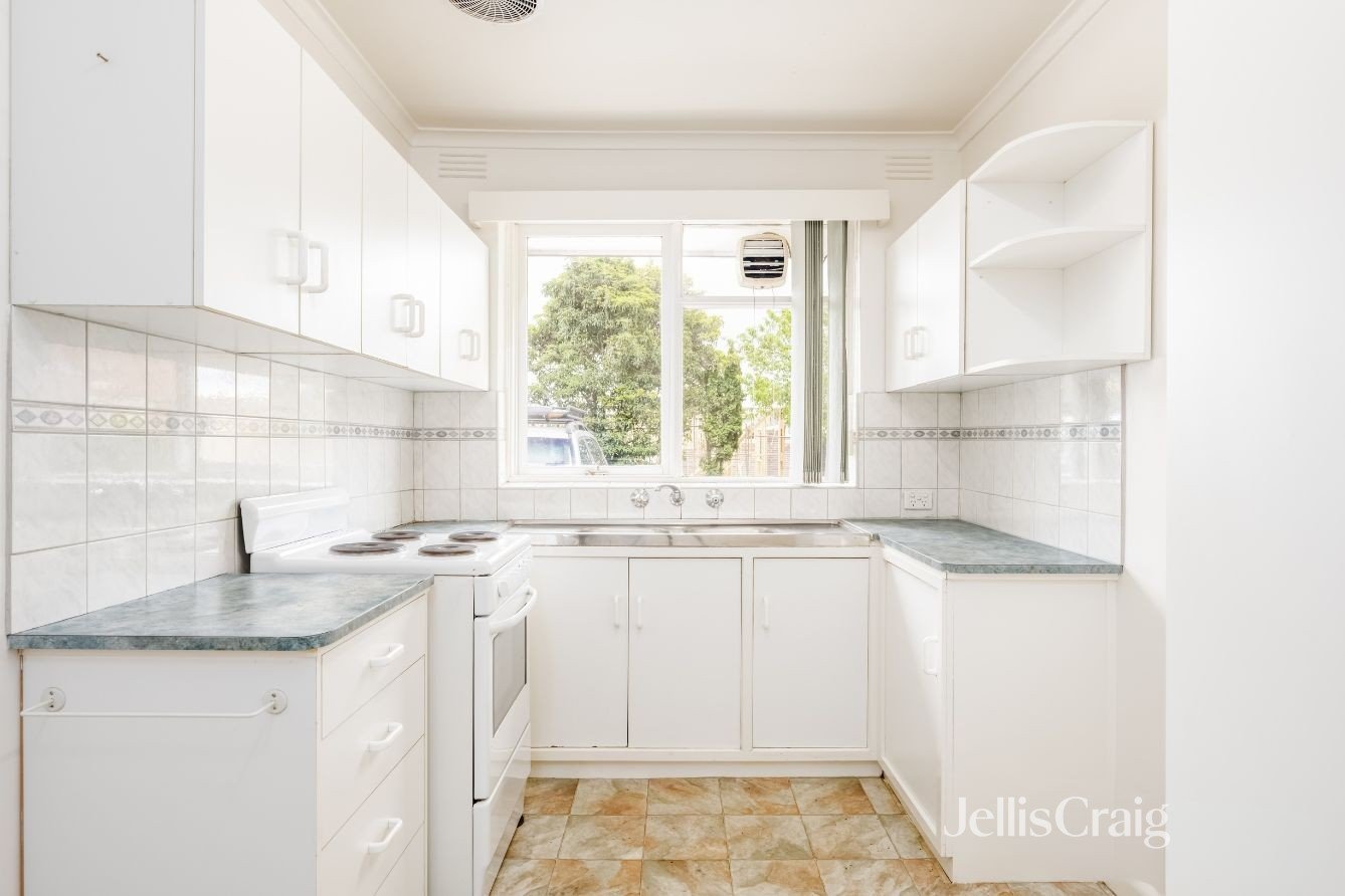 11/6 McLean Street, Brunswick&nbsp;West image 1
