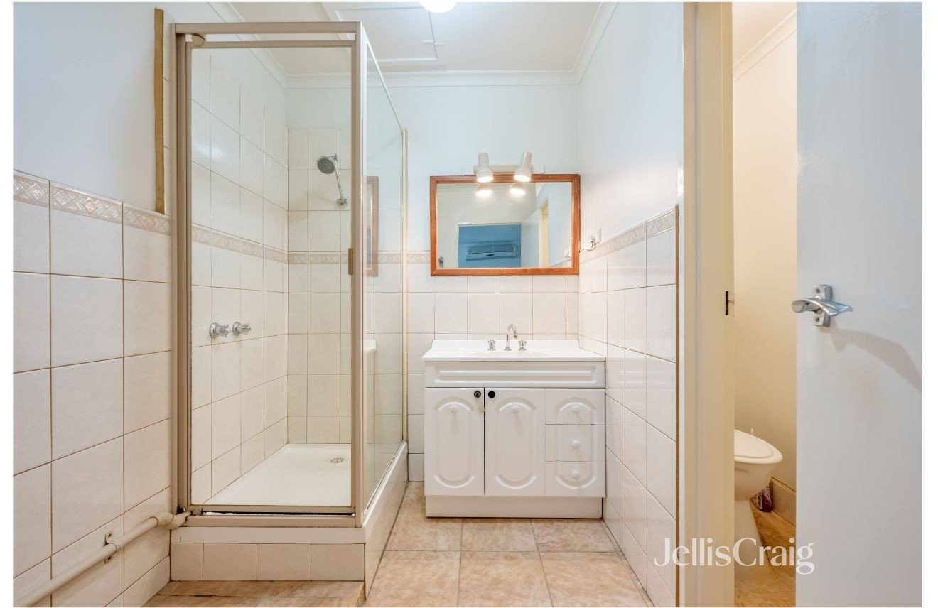 11/6 McLean Street, Brunswick&nbsp;West image 5