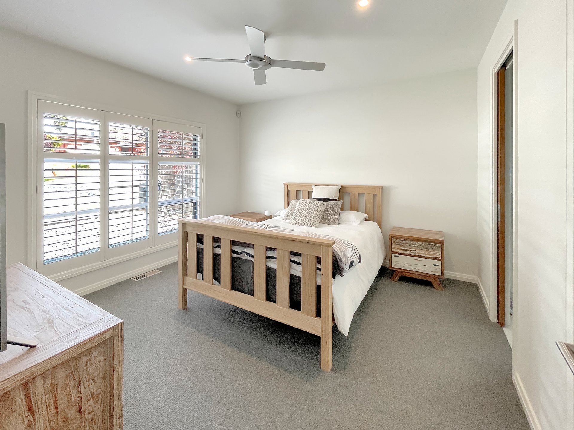 1/16 Morris Street, Belmont image 3