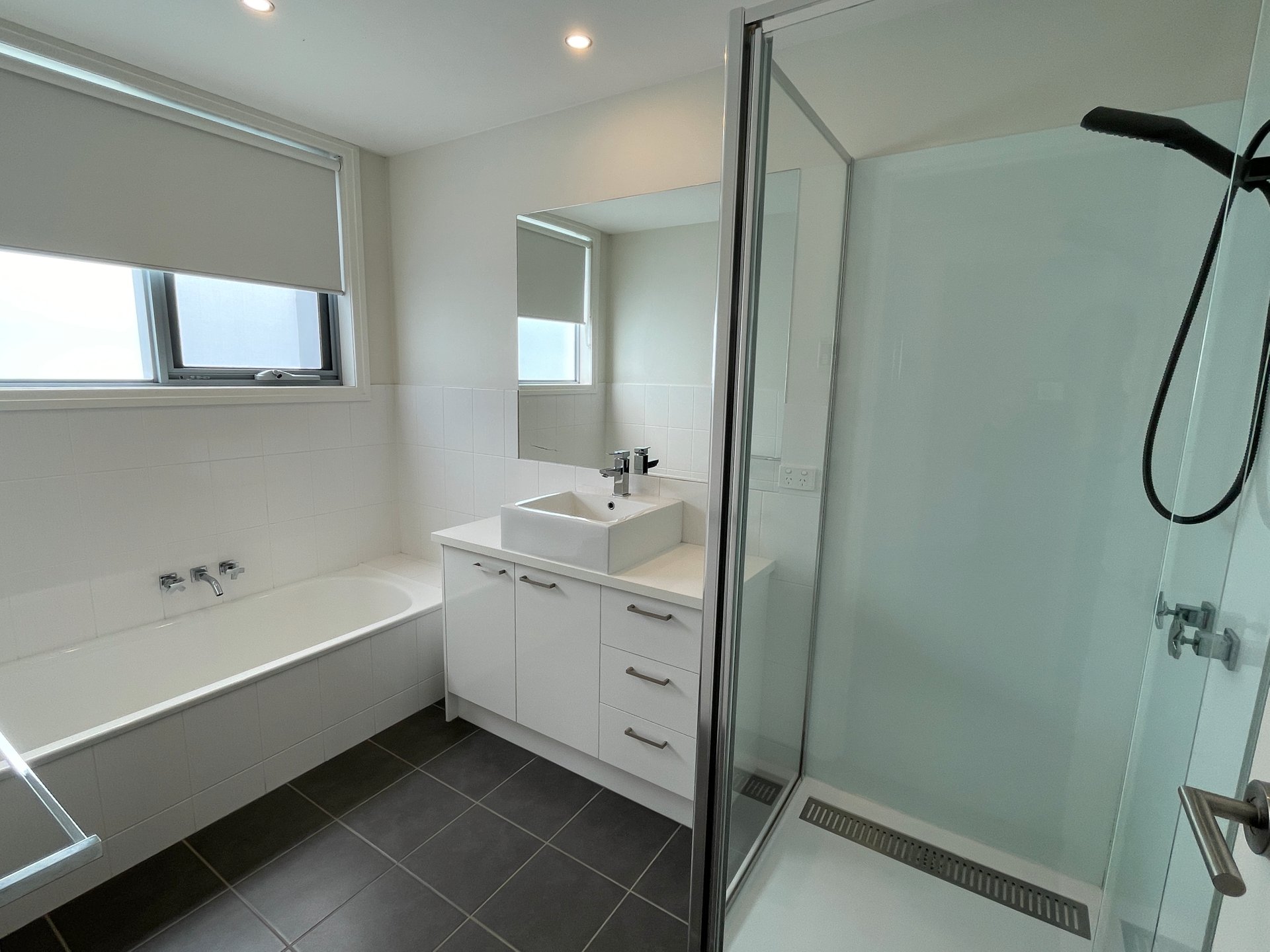 1/16 Morris Street, Belmont image 9