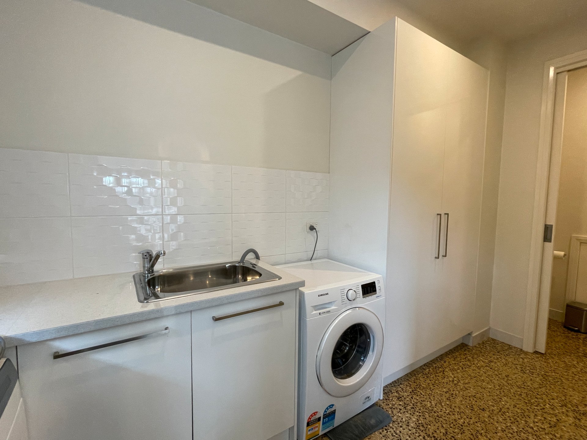 1/16 Morris Street, Belmont image 12