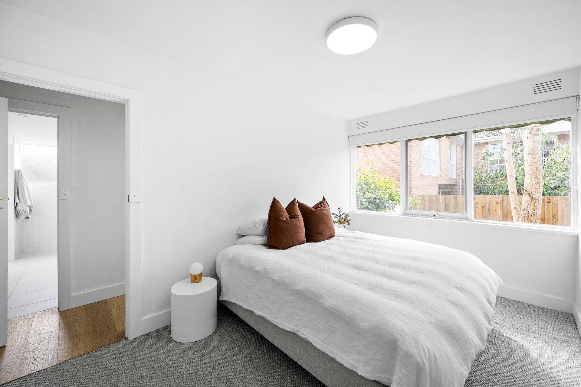 Property Gallery Thumbnail 7