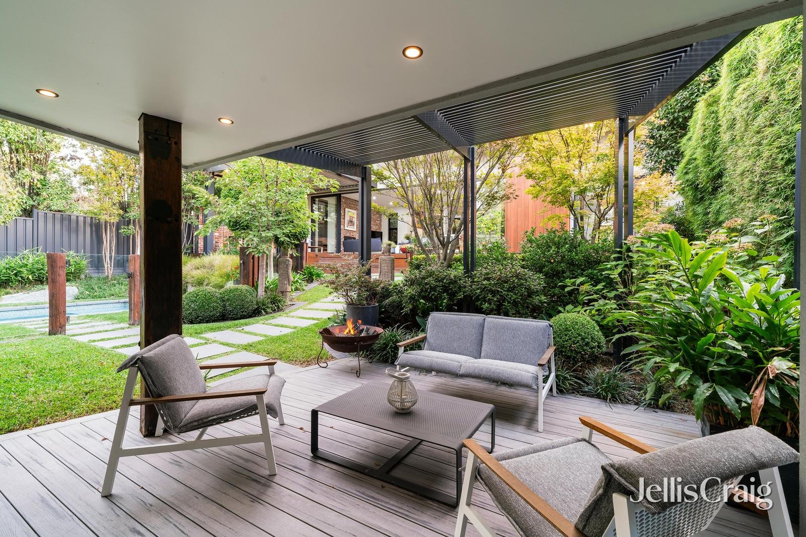 116 Thompson Crescent, Research image 19