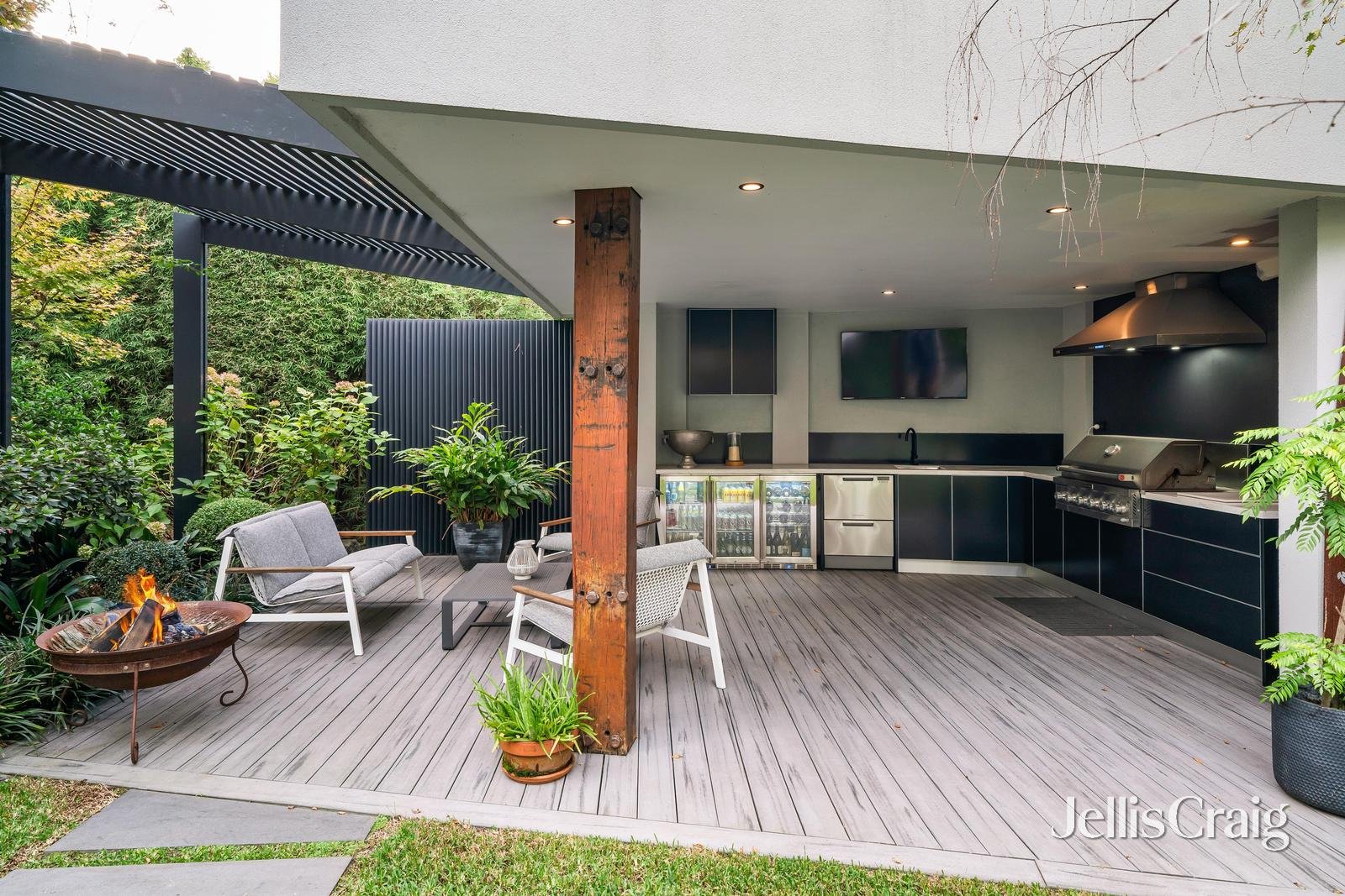 116 Thompson Crescent, Research image 20