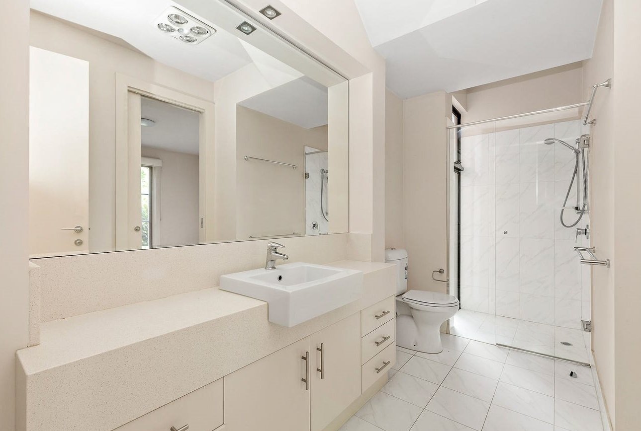 1/16 Wilson Street, Mont Albert image 7