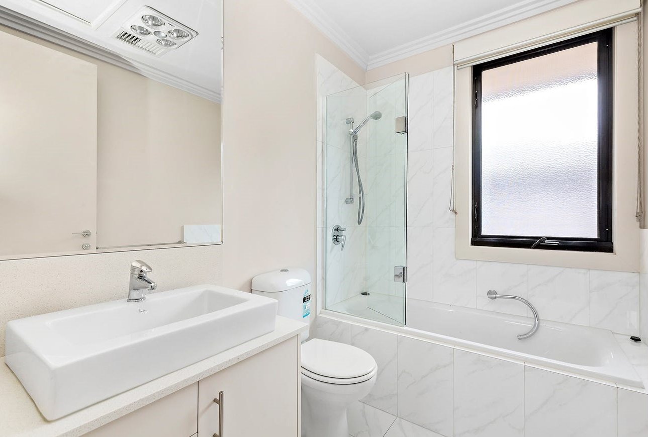 1/16 Wilson Street, Mont Albert image 8