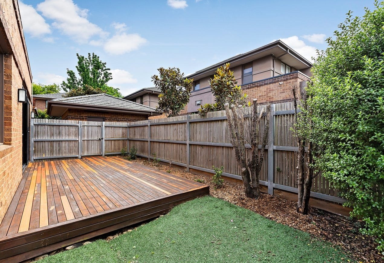 1/16 Wilson Street, Mont Albert image 9