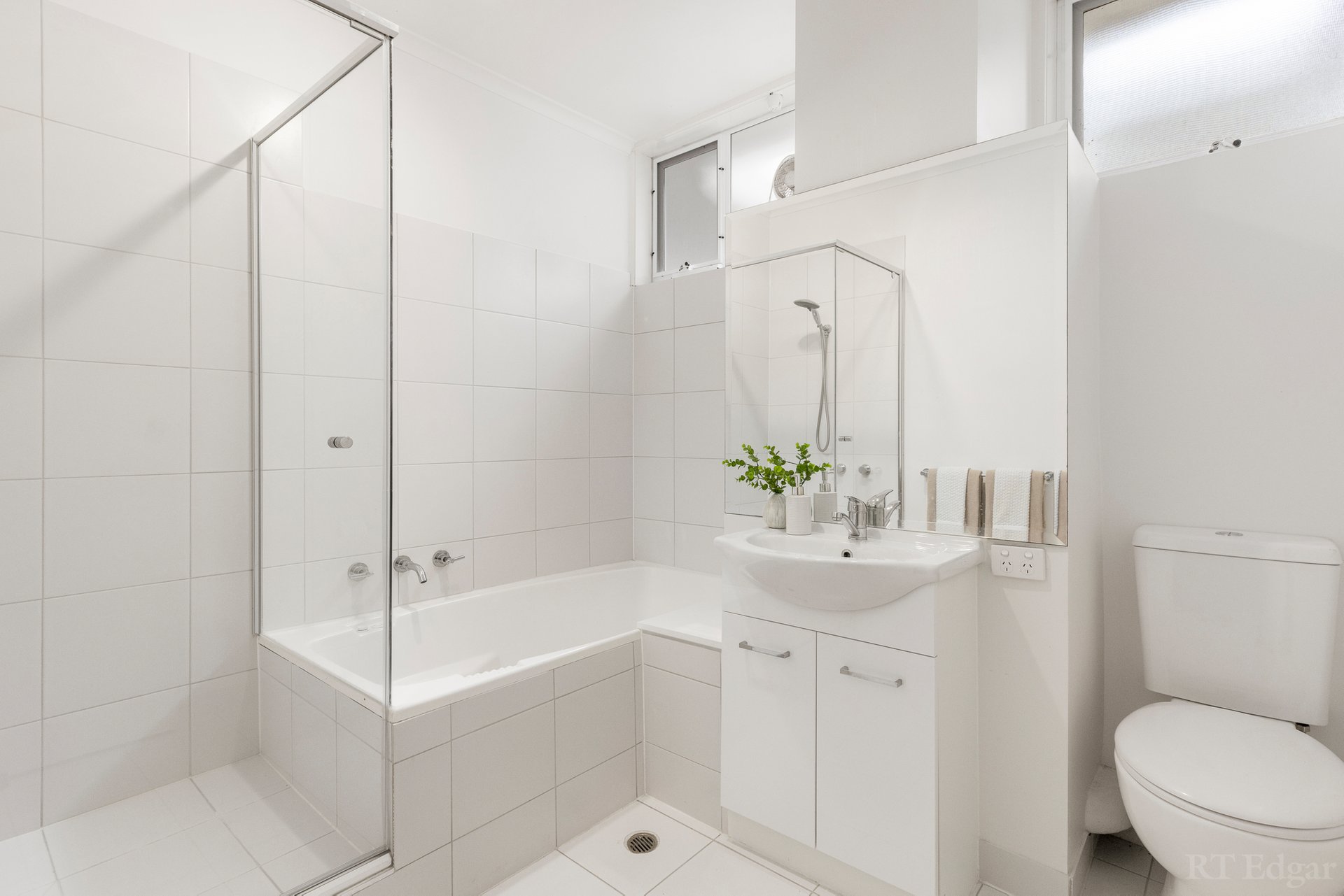Property Gallery Thumbnail 10