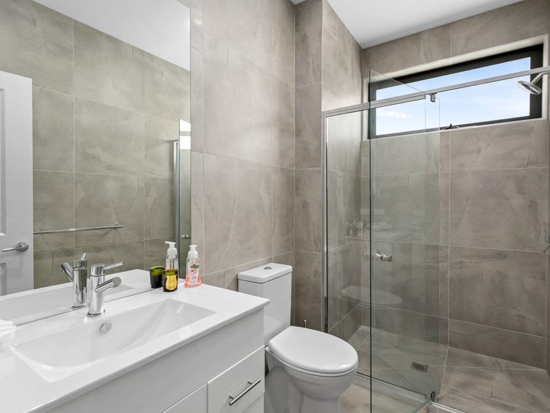Property Gallery Thumbnail 5