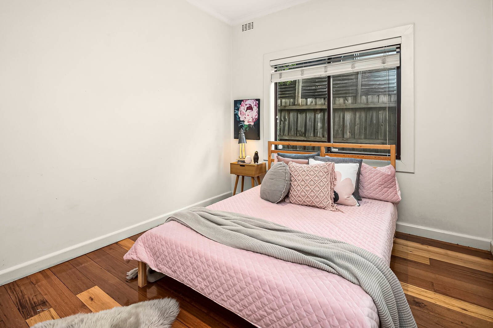 Property Gallery Thumbnail 6