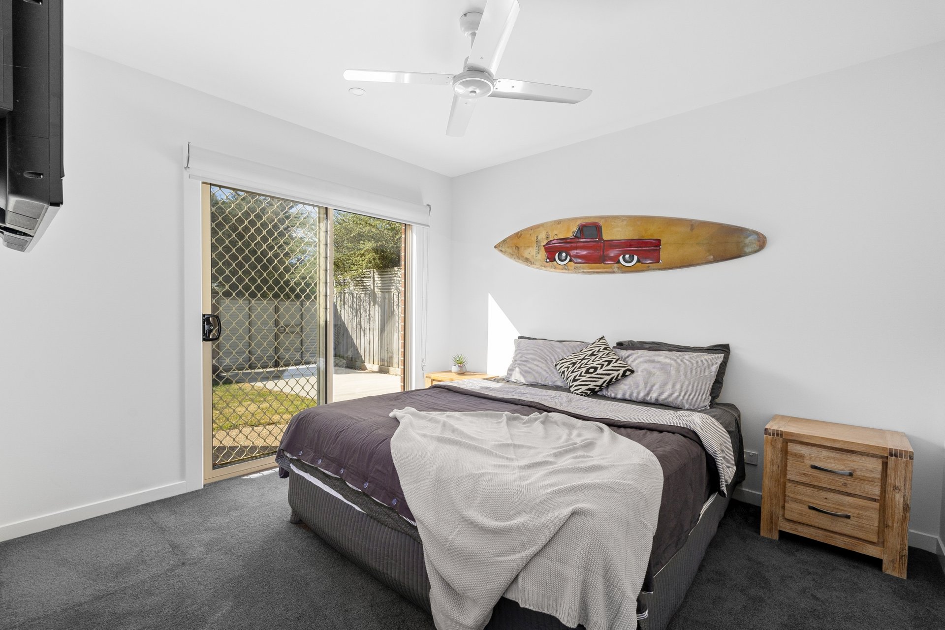 Property Gallery Thumbnail 3