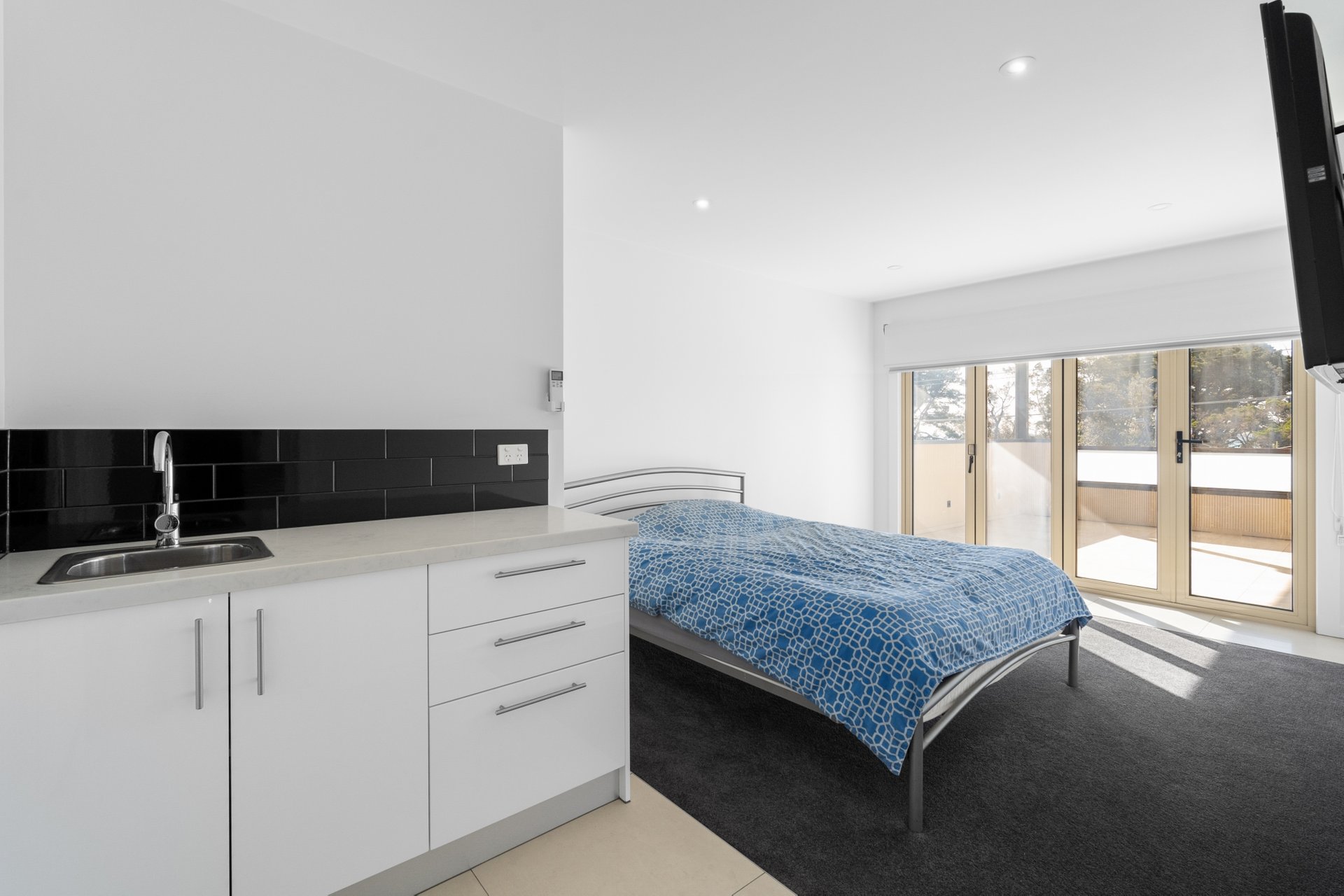 Property Gallery Thumbnail 15