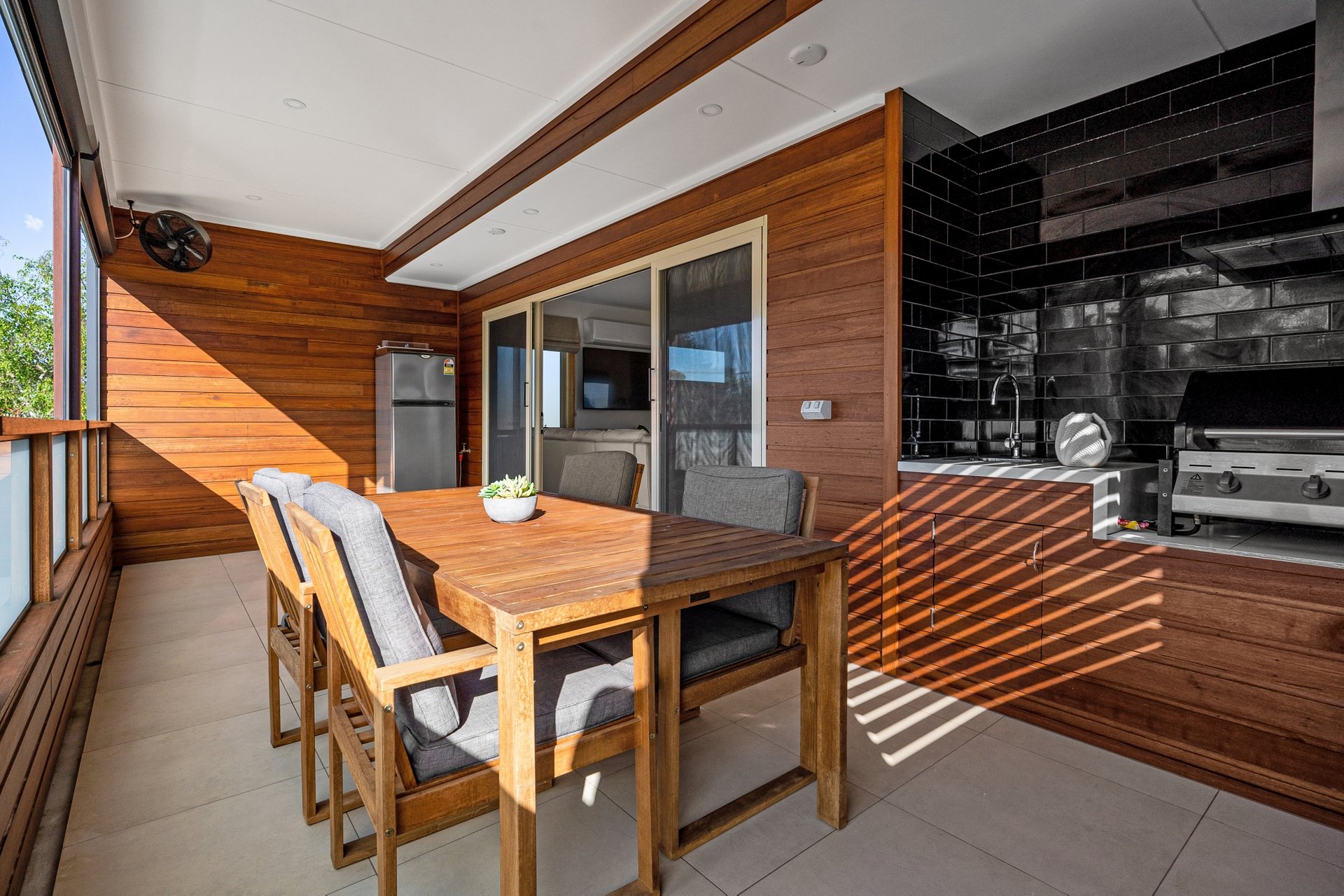 Property Gallery Thumbnail 18