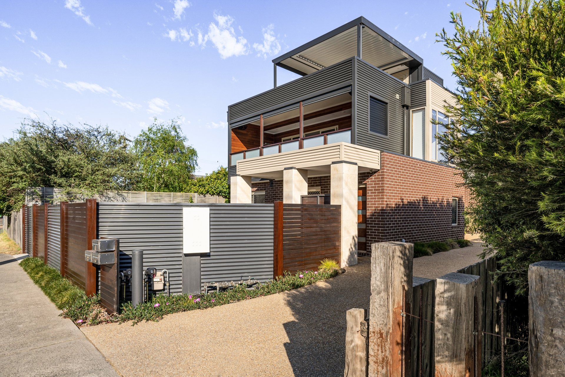 Property Gallery - Main Image