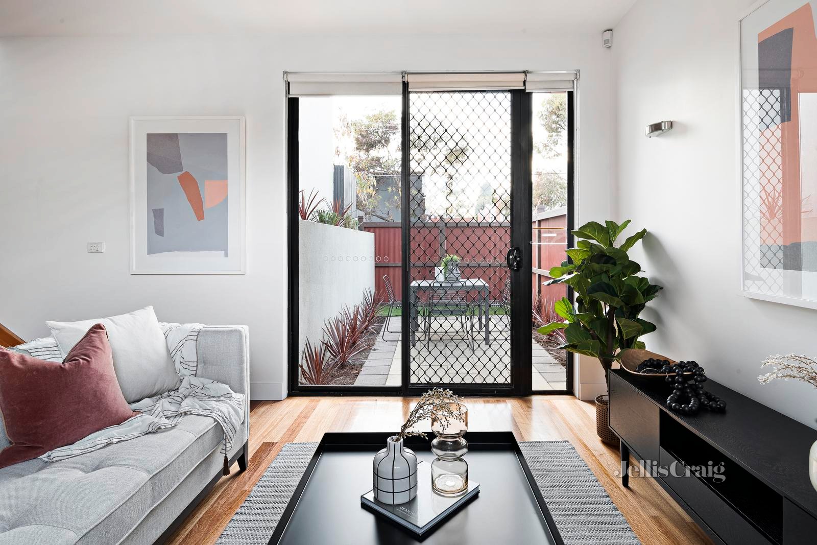 1/167 Arthurton Road, Northcote image 1